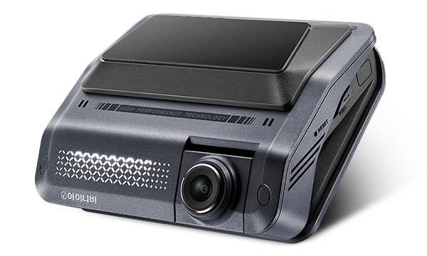 아이나비 QXD1 PLUS 블랙박스 제품 이미지 — VISION AI 탑재